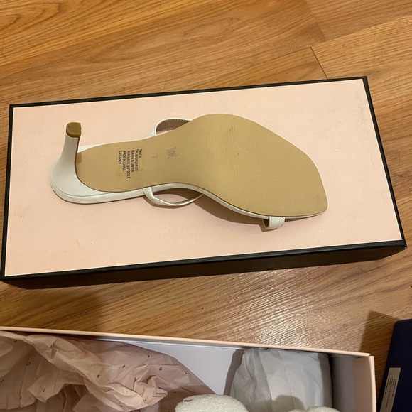 BCBG sandals size 7 - Picture 3 of 3